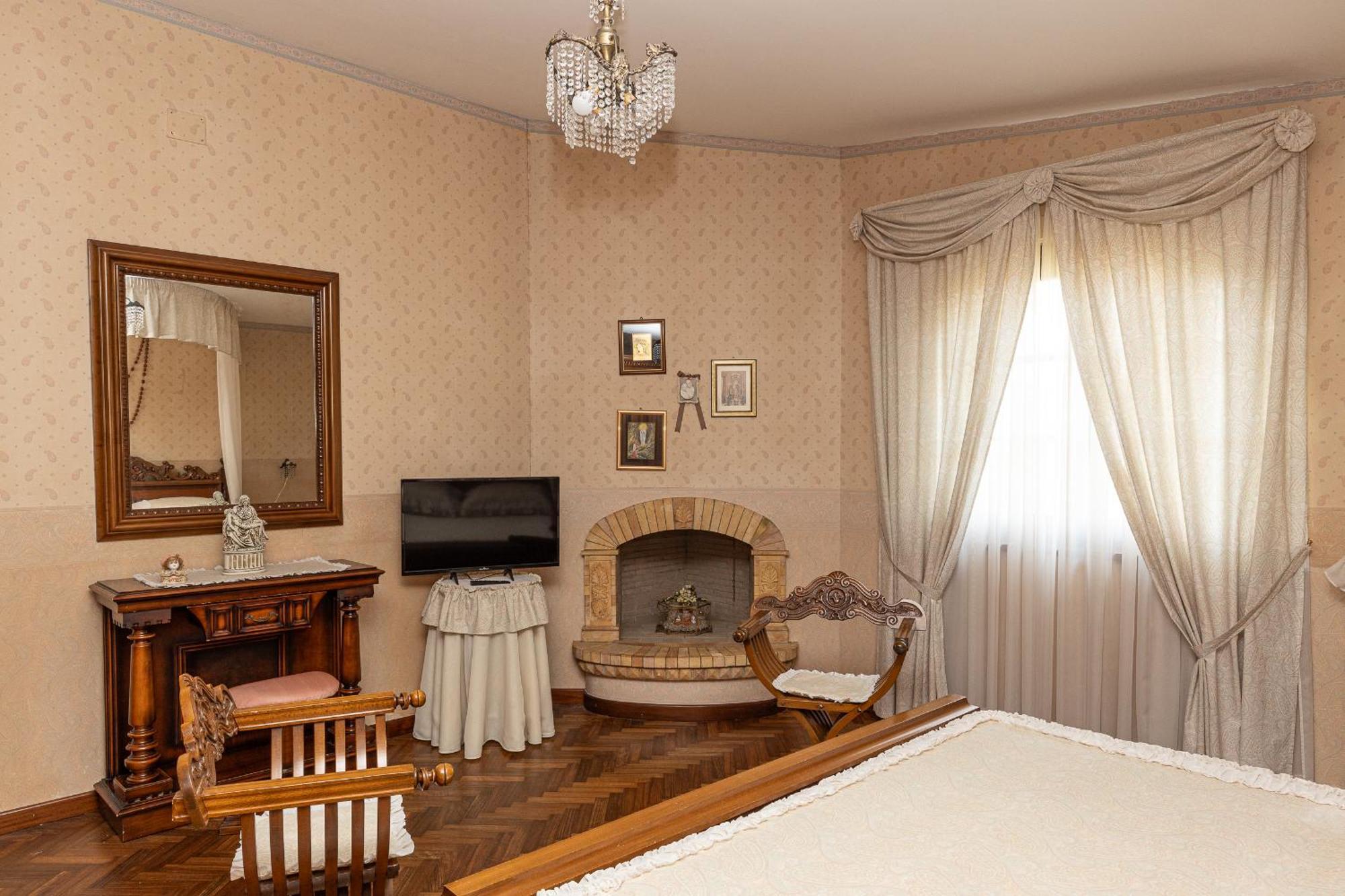B&B Villa Dei Desideri Chieti Exteriör bild