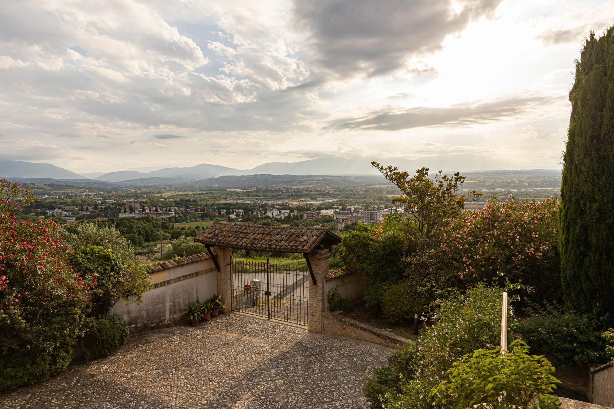 B&B Villa Dei Desideri Chieti Exteriör bild